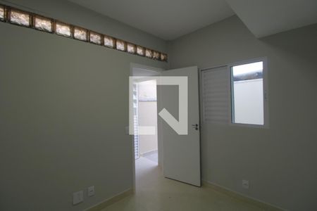 Quarto 1 de casa para alugar com 2 quartos, 60m² em Terceira Divisão de Interlagos, São Paulo