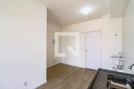 Apartamento para alugar com 40m², 2 quartos e 1 vagaSala/Cozinha