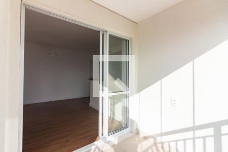 Sacada de apartamento para alugar com 2 quartos, 54m² em Umuarama, Osasco