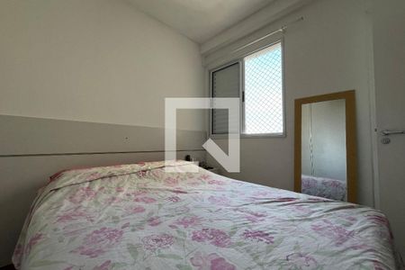 Quarto 1 de apartamento para alugar com 3 quartos, 70m² em Vila Figueira, Suzano