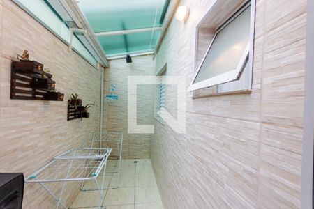 Apartamento à venda com 69m², 2 quartos e 2 vagasVaranda da Suíte 