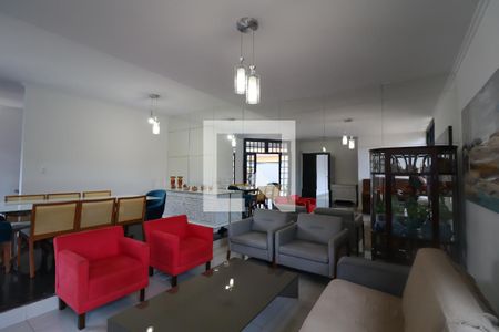 Sala de casa para alugar com 4 quartos, 400m² em Jardim das Samambaias, Jundiaí