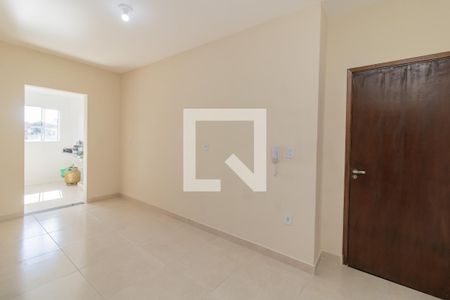 Sala de apartamento para alugar com 2 quartos, 48m² em Cangaiba, São Paulo