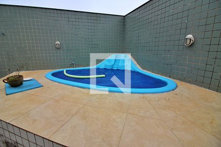 Apartamento à venda com 180m², 3 quartos e 2 vagasPiscina