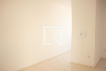 Sala de apartamento para alugar com 2 quartos, 42m² em Arvoredo Ii, Contagem