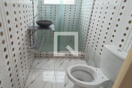 Banheiro de apartamento para alugar com 1 quarto, 105m² em Parque Pauliceia, Duque de Caxias