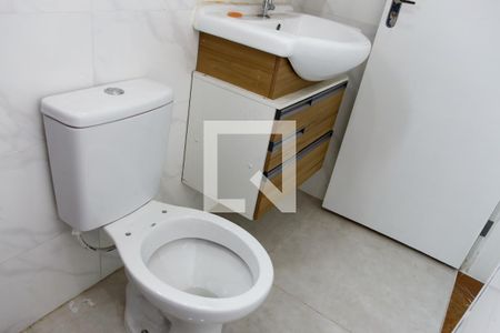 Casa para alugar com 40m², 1 quarto e sem vaga Casa para alugar com 40m², 1 quarto e sem vagaBanheiro