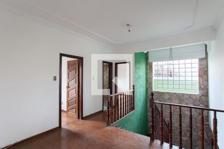 Sala 2 de casa à venda com 4 quartos, 200m² em Minas Caixa, Belo Horizonte