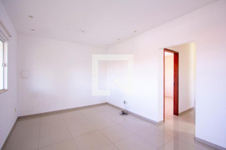Sala de casa para alugar com 2 quartos, 78m² em Trindade, São Gonçalo
