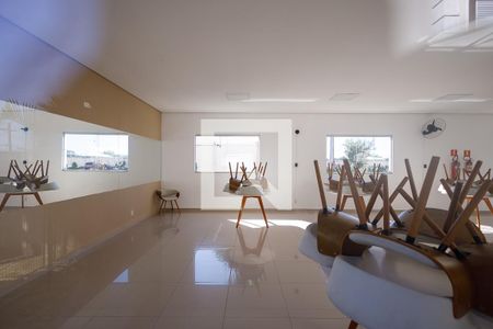 Apartamento para alugar com 42m², 2 quartos e 1 vaga Apartamento para alugar com 42m², 2 quartos e 1 vagaÁrea comum - Salão de festas