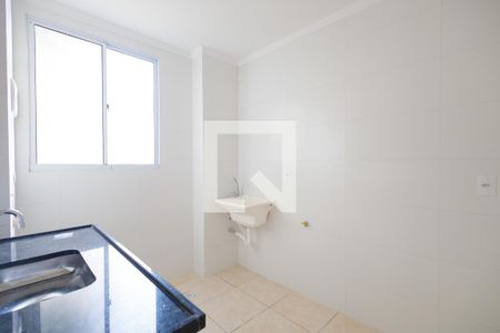 Apartamento para alugar com 42m², 2 quartos e 1 vaga Apartamento para alugar com 42m², 2 quartos e 1 vagaCozinha e Área de Serviço