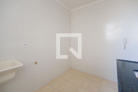 Apartamento para alugar com 42m², 2 quartos e 1 vaga Apartamento para alugar com 42m², 2 quartos e 1 vagaCozinha e Área de Serviço