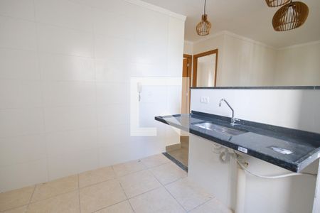 Apartamento para alugar com 42m², 2 quartos e 1 vaga Apartamento para alugar com 42m², 2 quartos e 1 vagaCozinha e Área de Serviço