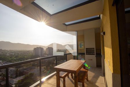 Apartamento à venda com 217m², 3 quartos e 2 vagasVaranda