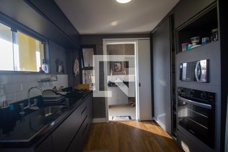 Apartamento à venda com 217m², 3 quartos e 2 vagasCozinha e Área de Serviço