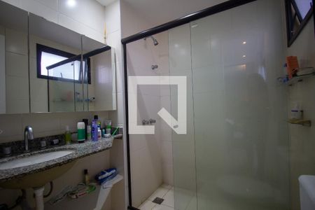 Apartamento à venda com 217m², 3 quartos e 2 vagasBanheiro da Suíte