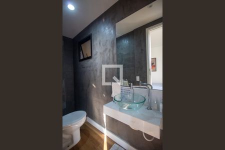 Apartamento à venda com 217m², 3 quartos e 2 vagasBanheiro de Serviço