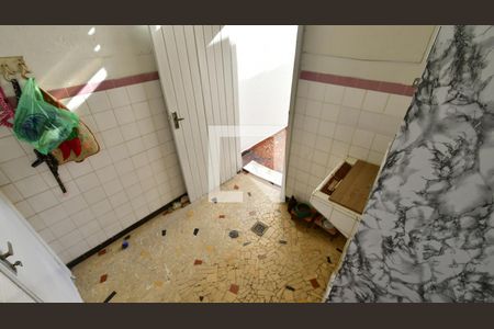 Casa à venda com 260m², 4 quartos e 1 vagaÁrea de Serviço