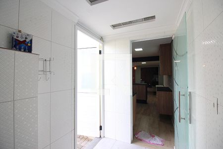 Casa de condomínio para alugar com 232m², 3 quartos e 2 vagasÁrea de Serviço