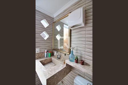 Lavabo  de casa de condomínio para alugar com 3 quartos, 232m² em Vila Sao Leopoldo, São Bernardo do Campo