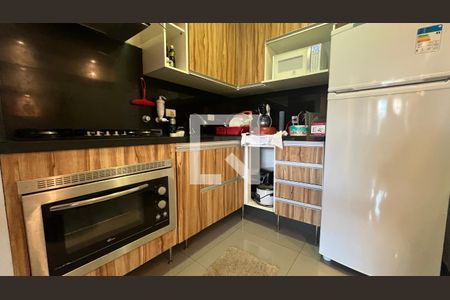 Cozinha de apartamento para alugar com 2 quartos, 80m² em Pinheiros, São Paulo