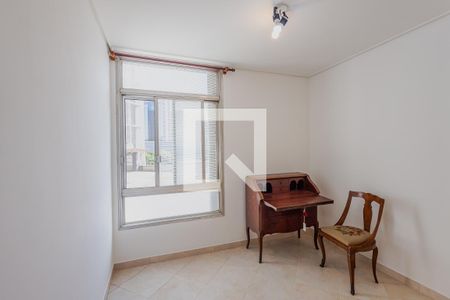Quarto de apartamento à venda com 3 quartos, 93m² em Pinheiros, São Paulo