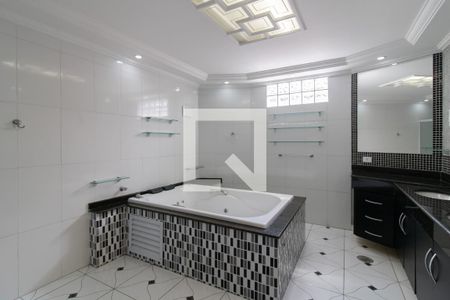 Banheiro da Suíte de casa para alugar com 3 quartos, 160m² em Parque Renato Maia, Guarulhos