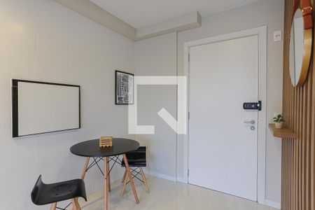 Sala de apartamento para alugar com 1 quarto, 37m² em Jardim Botânico, Porto Alegre