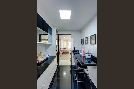 Apartamento à venda com 112m², 3 quartos e 2 vagasCozinha