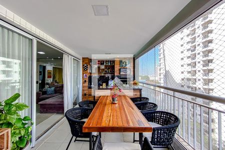 Apartamento à venda com 112m², 3 quartos e 2 vagasVaranda da Sala