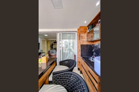 Apartamento à venda com 112m², 3 quartos e 2 vagasVaranda da Sala