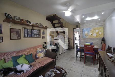 Sala de casa de condomínio à venda com 2 quartos, 78m² em Freguesia (jacarepaguá), Rio de Janeiro