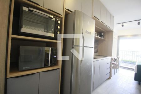 Cozinha de kitnet/studio para alugar com 1 quarto, 25m² em Indianópolis, São Paulo