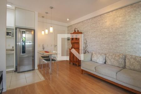 Sala de kitnet/studio para alugar com 1 quarto, 42m² em Cambuí, Campinas