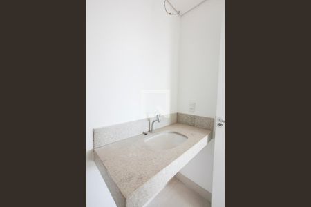 Lavabo de apartamento para alugar com 3 quartos, 146m² em Tubalina, Uberlândia