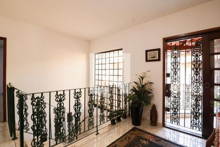 Casa à venda com 183m², 3 quartos e 3 vagasHall