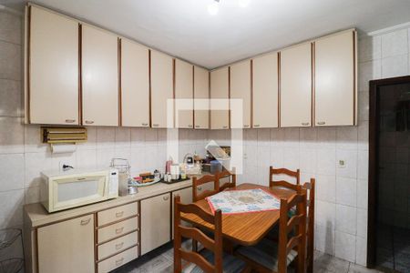 Casa à venda com 183m², 3 quartos e 3 vagasCozinha