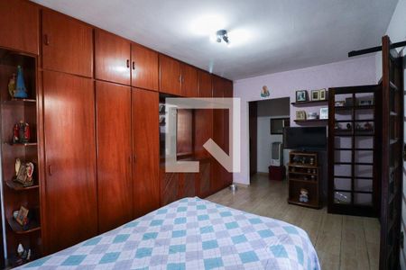 Casa à venda com 183m², 3 quartos e 3 vagasSuíte