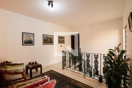 Casa à venda com 183m², 3 quartos e 3 vagasHall