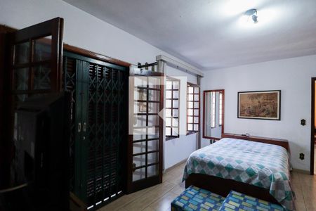 Casa à venda com 183m², 3 quartos e 3 vagasSuíte