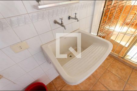 Casa à venda com 215m², 4 quartos e 5 vagasÁrea de Serviço