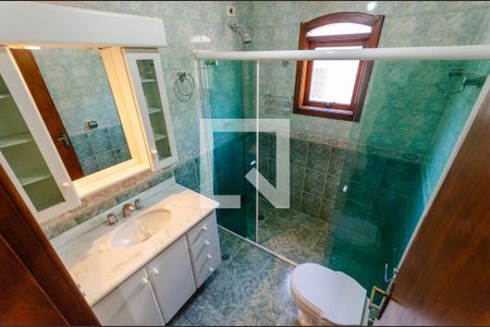 Casa à venda com 215m², 4 quartos e 5 vagasBanheiro