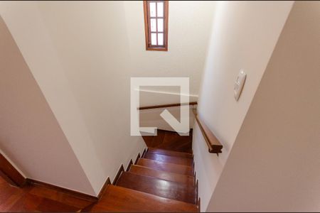 Escada de casa à venda com 4 quartos, 215m² em Parque Monteiro Soares, São Paulo