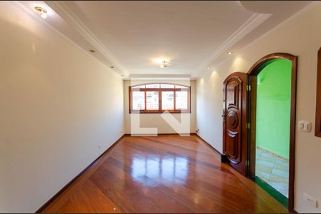 Sala de casa para alugar com 4 quartos, 215m² em Parque Monteiro Soares, São Paulo