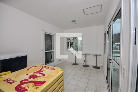 Apartamento para alugar com 60m², 3 quartos e 1 vagaÁrea Comum