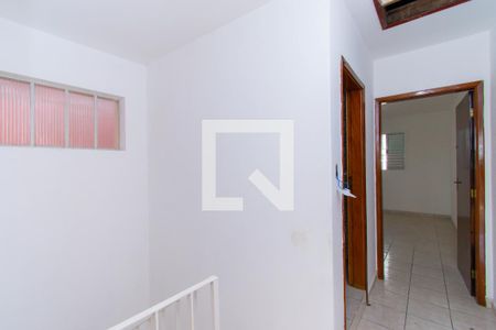 Corredor de casa à venda com 2 quartos, 100m² em Jardim Vila Formosa, São Paulo
