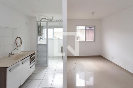 Cozinha e Sala de casa para alugar com 1 quarto, 35m² em Jardim Ibitirama, São Paulo