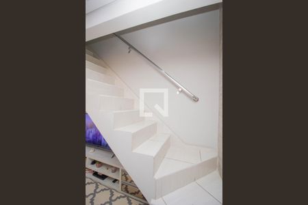 Escada de casa à venda com 3 quartos, 158m² em Vila Bonilha Nova, São Paulo