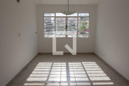 Casa para alugar com 3 quartos, 330m² em Vila Butantã, São Paulo