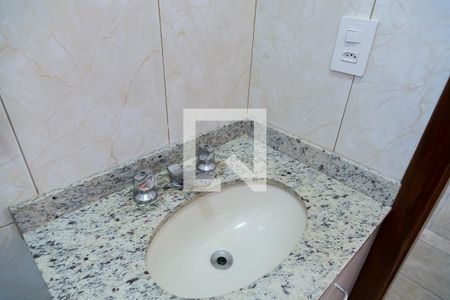 Casa à venda com 126m², 3 quartos e 2 vagas Casa à venda com 126m², 3 quartos e 2 vagasBanheiro Social - Pia